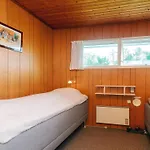 6 Person In Blåvand